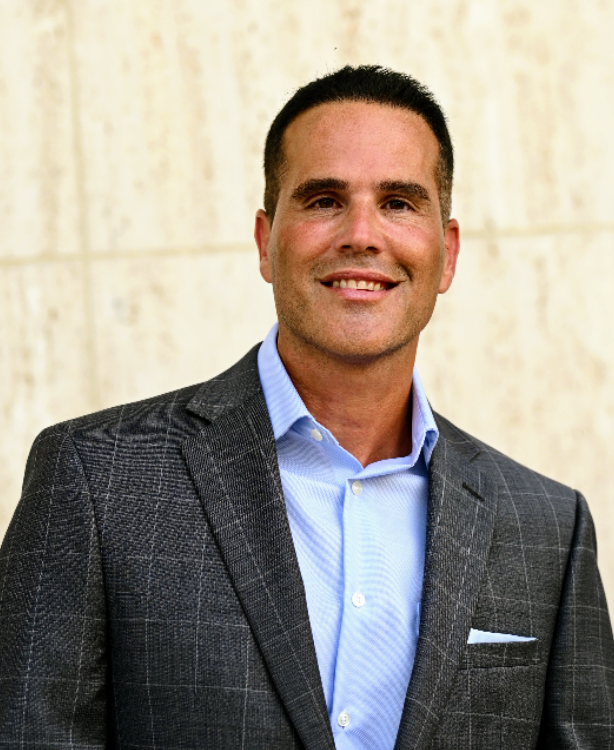 Samuel Vazquez Jr., Founder of SignalOS